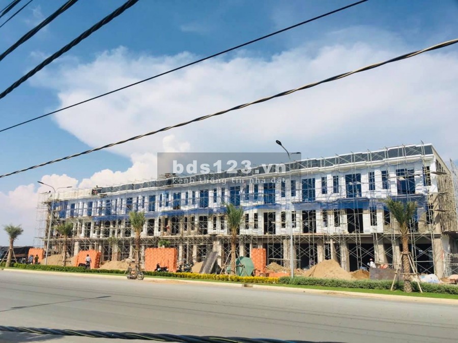Chính chủ cần ra hàng lo đất ngay cối xây gió 100m2, giá 1.9 tỷ, bao phí, lh 0933716840