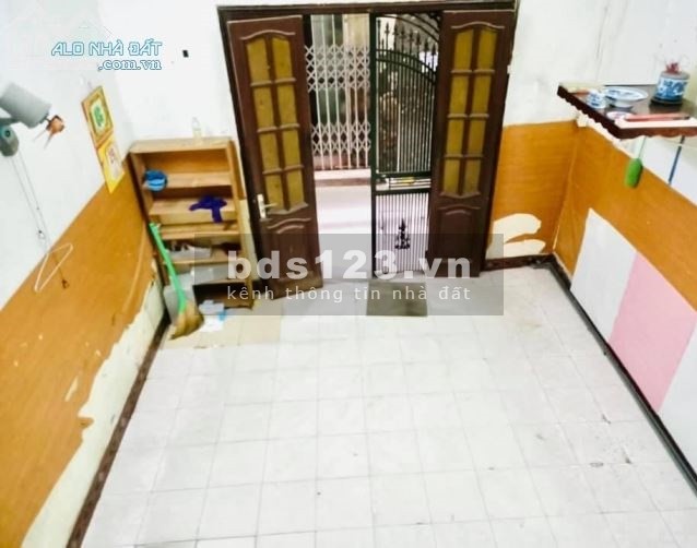 Bán nhà mặt ngõ phố Tôn Đức Thắng, HN, 30m, 3.1tỷ. 0375469720