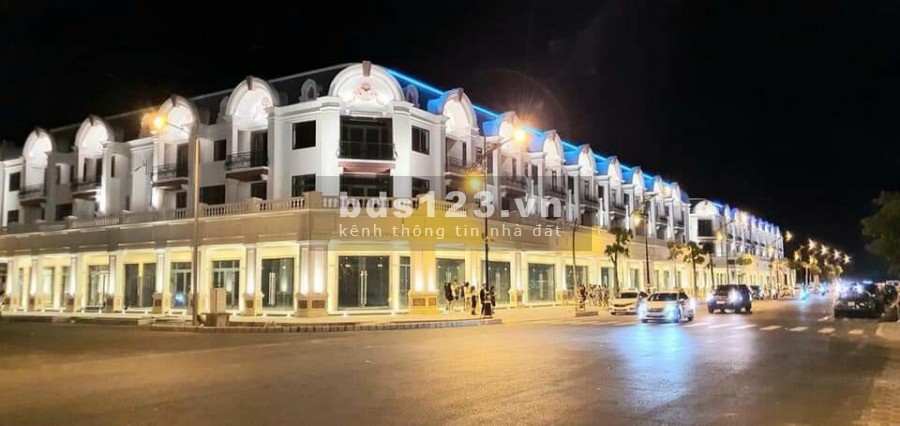 Bán shophouse MT đường Lê Trọng Tấn KĐT Phú Cường 7x24m 3 lầu giá chỉ 5.6 tỷ bán gấp mùa covid-19
