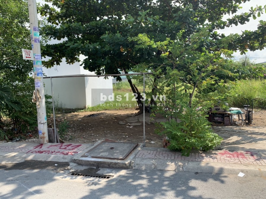 Cần bán đất kdc HTReal Quy Đức, Bình Chánh, đất được phép xây dựng tư so, shr