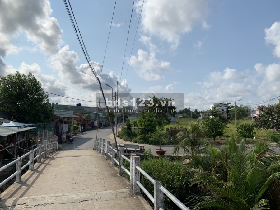 Cần bán đất kdc HTReal Quy Đức, Bình Chánh, đất được phép xây dựng tư so, shr