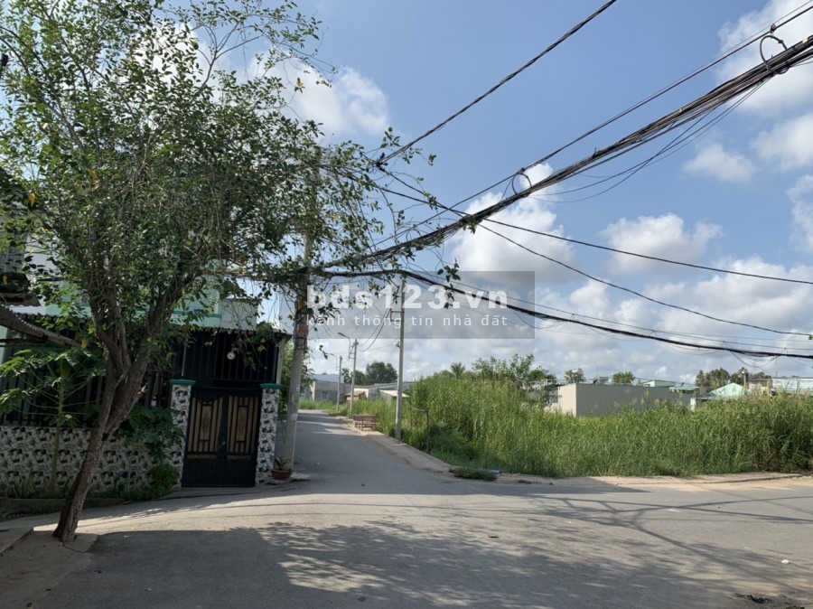 Cần bán đất kdc HTReal Quy Đức, Bình Chánh, đất được phép xây dựng tư so, shr