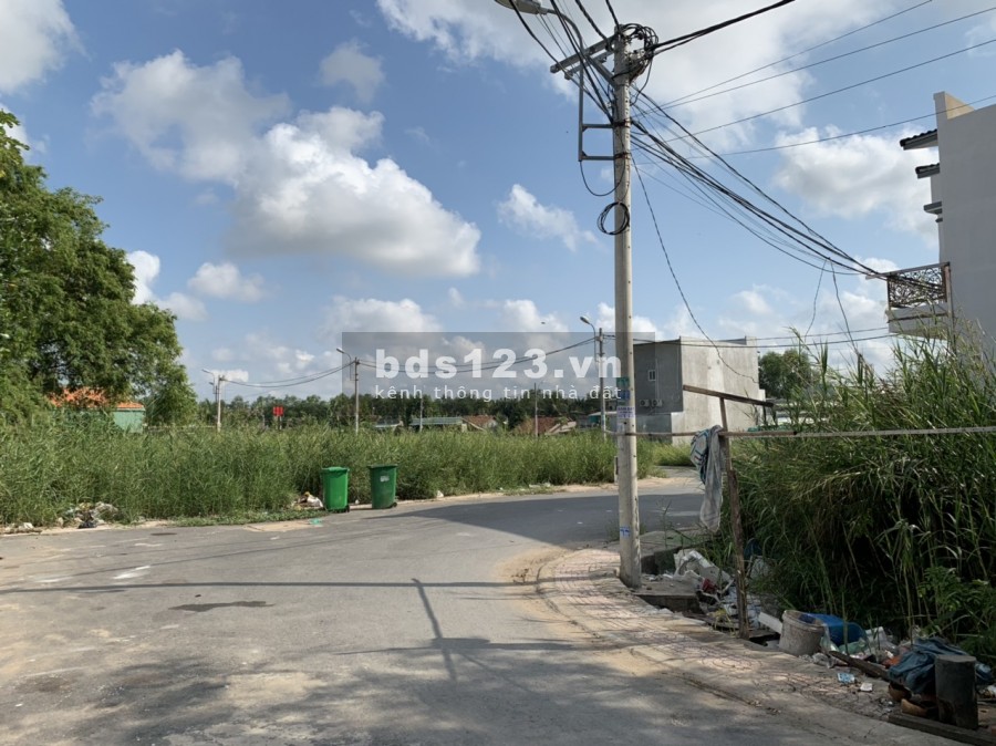 Cần bán đất kdc HTReal Quy Đức, Bình Chánh, đất được phép xây dựng tư so, shr