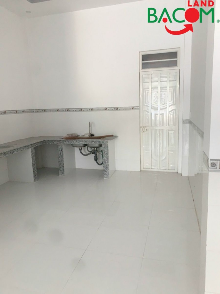 Nhà 1 trệt 1 lầu 72m2 SHR thổ cư Bửu hòa, gần chợ đồn P.Bửu hòa,chỉ 2ty5