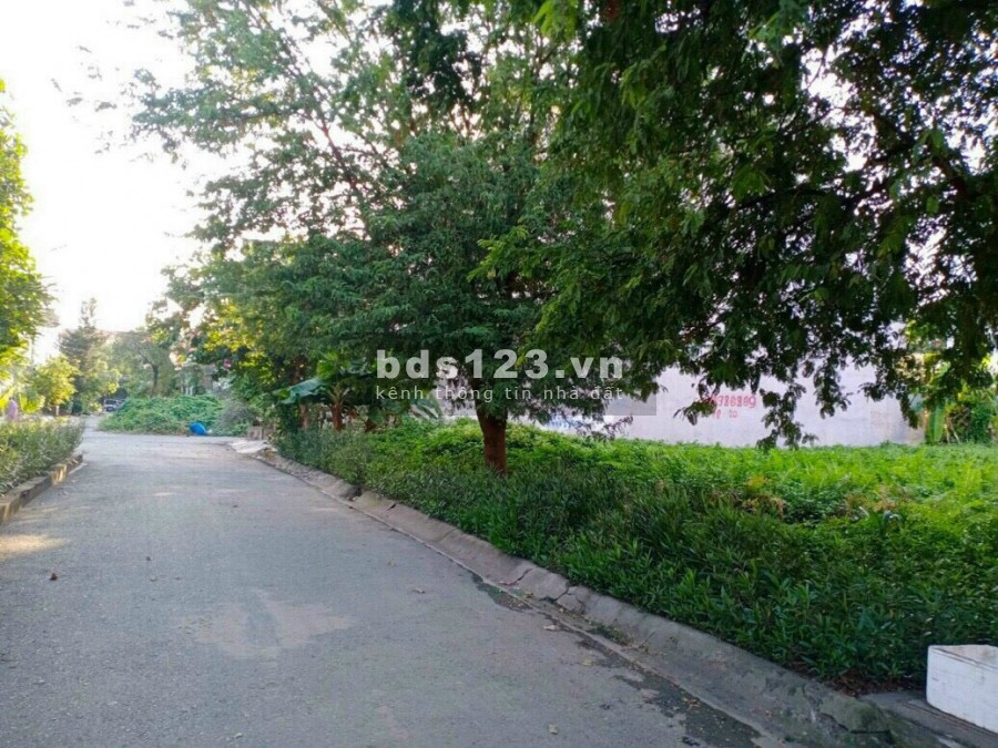 Bán lô đất xây biệt thự đường 27 khu ven sông Hiệp Bình Chánh Tp. Thủ Đức diện tích lớn