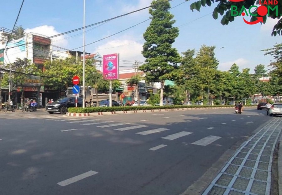 Bán lô đất biệt thự 199m2 đường ô tô thông gần trường Trấn Biên phường Tam Hiệp