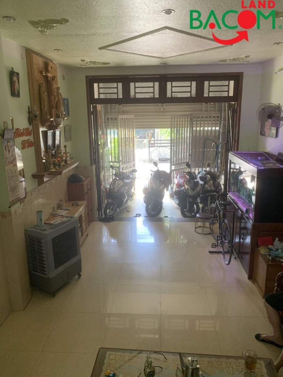 Bán nhà 1T1L 70m2 nở hậu, Đường oto, gần cty Bitis P.Tam Hiệp, giá 3.7 tỷ