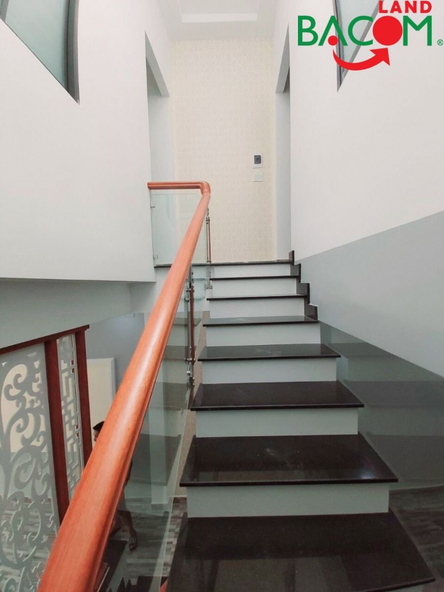 Bán nhanh nhà đẹp 1T1L p. Bửu Long trung tâm tp biên hòa giá giảm từ 3ty350