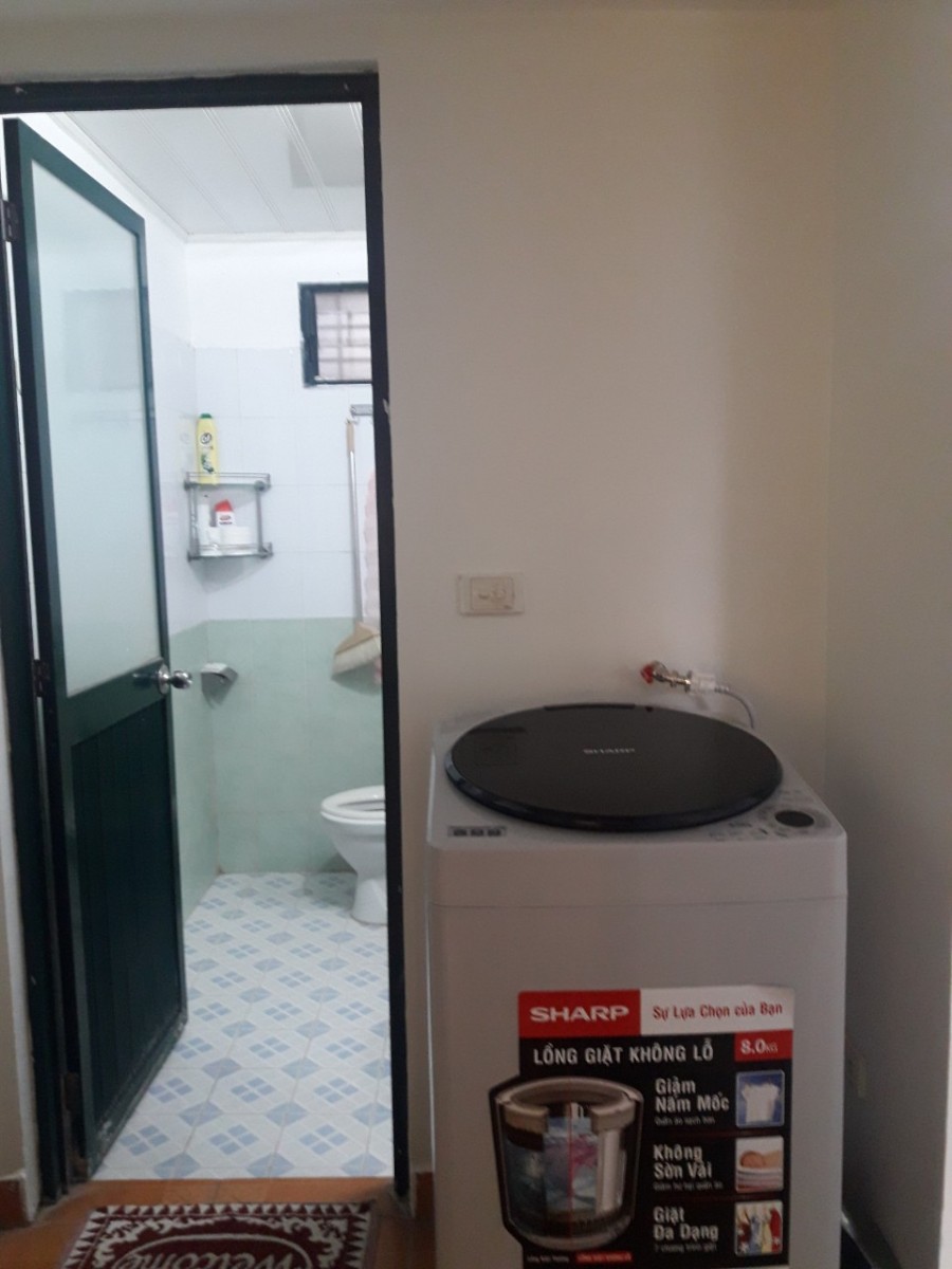 Chính chủ cho thuê nhà chung cư tại CT4, 2 KĐT Mễ Trì Hạ (gần keangnam) DT 70m2 Giá 9 tr/th LH 0982009950
