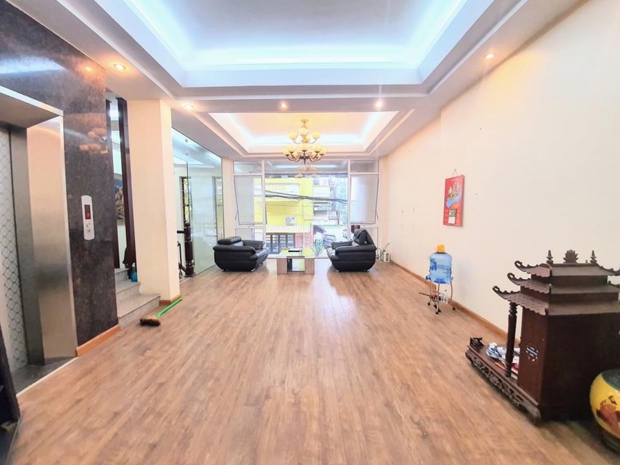 Mặt phố Trường Chinh toà nhà 7 tầng, thang máy, cho thuê 70 triệu/tháng, dt 90m2, mt 5m, giá bán 35 tỷ