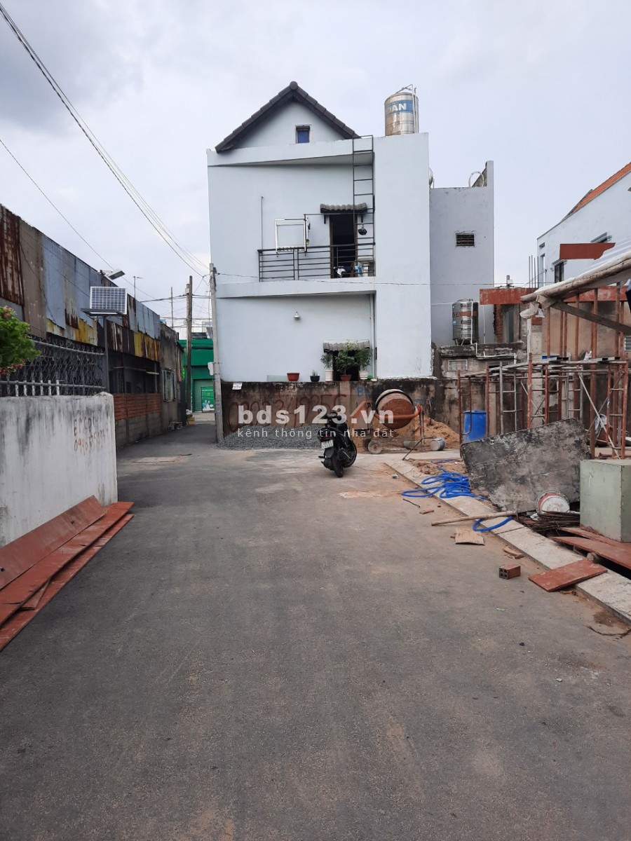 Chủ bán lô đất 60m2 , đường oto tránh nhau. P. Linh Tây Tp Thủ Đức, giá 3,8 tỷ