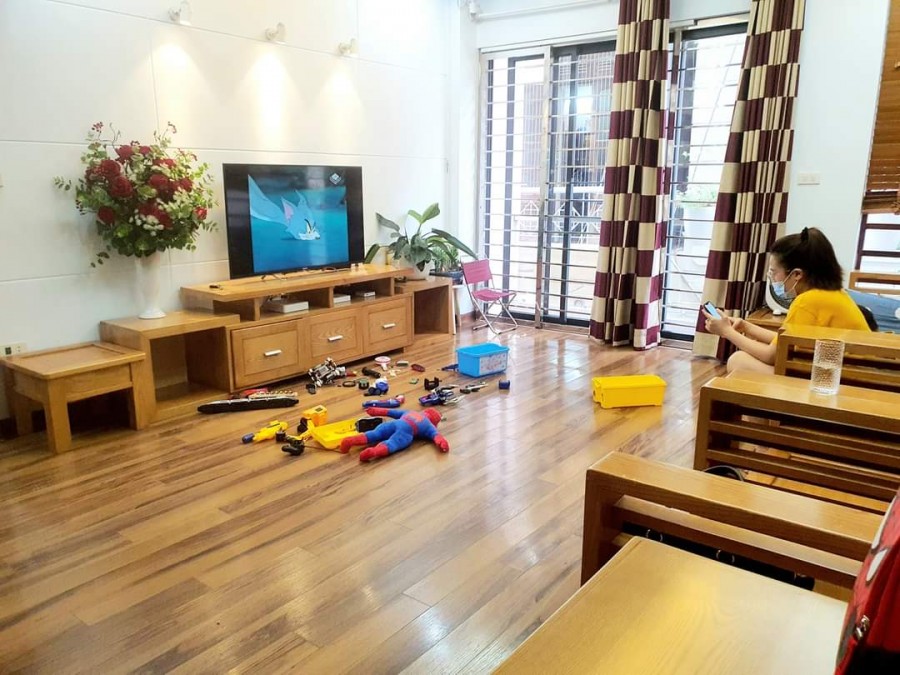 Chính chủ bán nhà Lê Trọng Tấn, Thanh Xuân DT 38m2 x 5T, gara ô tô, vỉa hè rộng, thoáng, 5 tỷ.