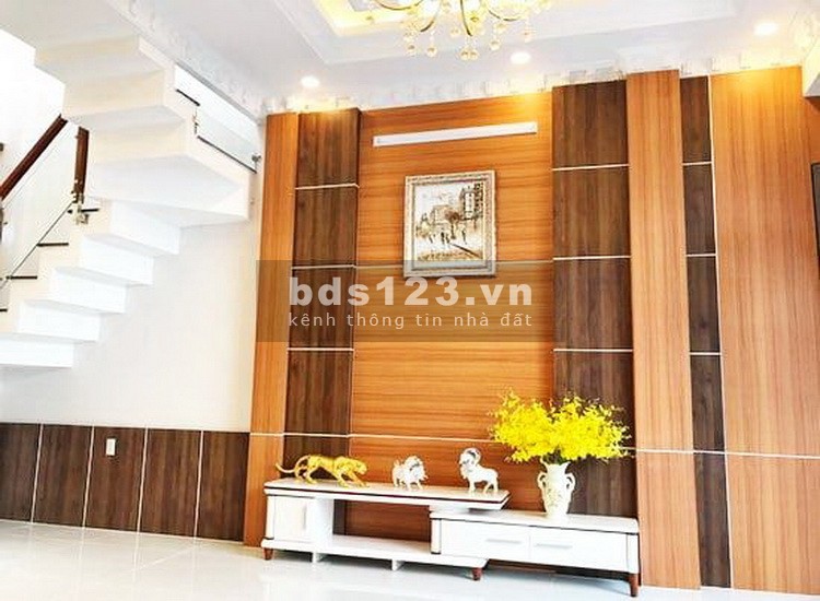 Nhà Phố Đẹp 1 Lầu HXH 1113 Huỳnh Tấn Phát, Phường Phú Thuận, Quận 7
