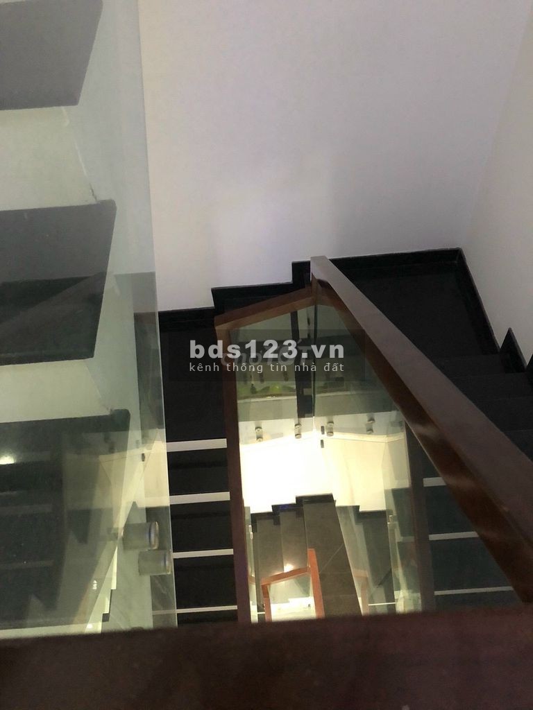 Nhà 1T2L 4x25 cuối đg Thống Nhất Go Vap cầu Bến Phân