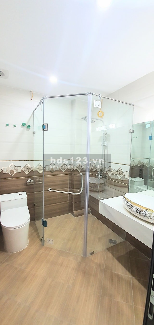Nhà mới Koong thang máy, 2 ô tô tránh nhau, vỉa hè rộng, kinh doanh đỉnh