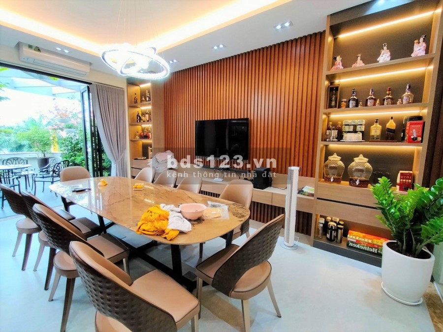 Bán nhà phân lô Huỳnh Thúc Kháng. Ô tô, Kinh doanh. 70m2 5T MT7m 11tỷ