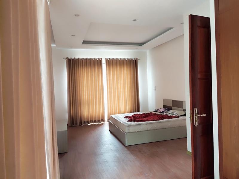 Mình cần cho thuê biệt thự Vườn Đào, diện tích 230m đất, vị trí đắc địa