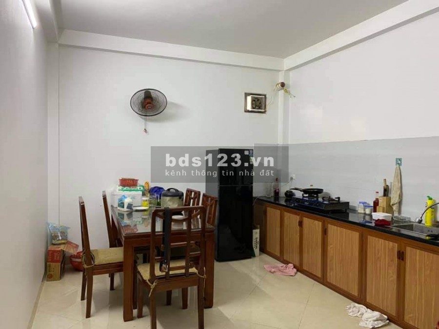 Nhà phố Bắc Cầu dtsd 52m2, giá 2.5 tỷ, 3 pn, đủ công Năng