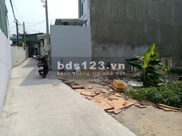 Bán đất thổ cư gần chợ Hóc Môn sổ hồng riêng, khu dân cư
