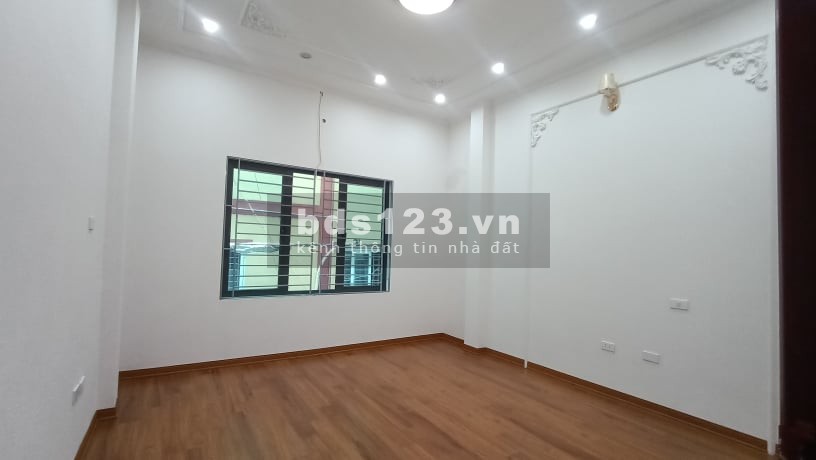 Cần Bán Nhà Đường Xuân Đỉnh, Lô Góc, Diện Tích 45 M2, 5 Tầng, Giá 3.4 Tỷ.