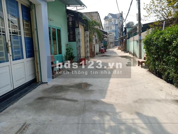 Bán đất thổ cư gần chợ Hóc Môn sổ hồng riêng, khu dân cư