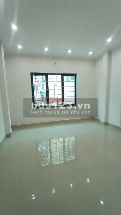 Cần Bán Nhà Đường Xuân Đỉnh, Lô Góc, Diện Tích 45 M2, 5 Tầng, Giá 3.4 Tỷ.