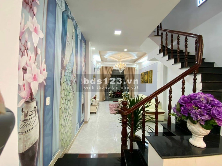 Bán nhà rẻ đẹp Bùi Quang Là, Gò Vấp, 5.5 tỷ 60m2. Mã số L84.