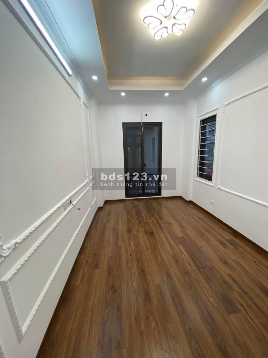 Chìa khóa trao tay, nhà mới ở ngay, NHỈNH 2.5 tỷ PHAN ĐÌNH GIÓT 35m x 5T