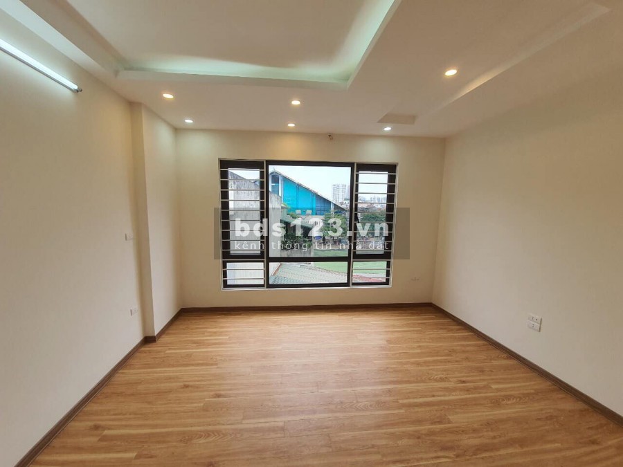 Trương Định nhà mới ngõ thông gara KD 44m 5tang mt 6m