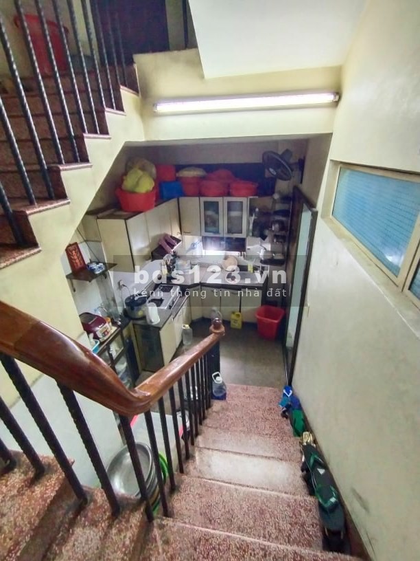 Bán gấp nhà Lý Thái Tổ Quận 3 50m2 giá thương lượng.