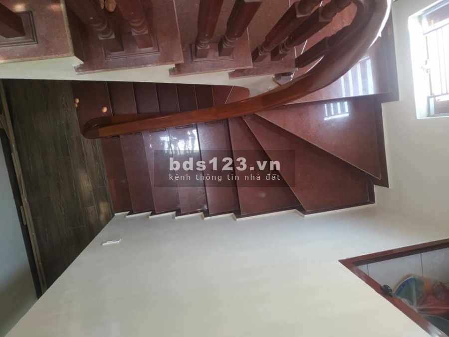 Nhỉnh 3 tỷ có ngay khẩu Vạn Phúc 6 tầng, ô tô đỗ trước cửa nhà