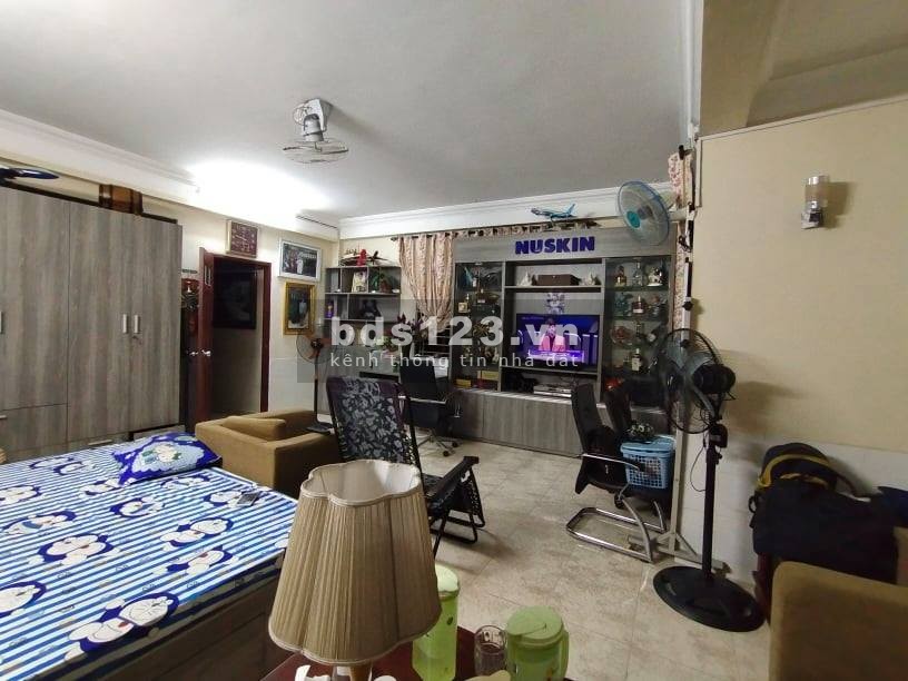 Bán gấp nhà Lý Thái Tổ Quận 3 50m2 giá thương lượng.