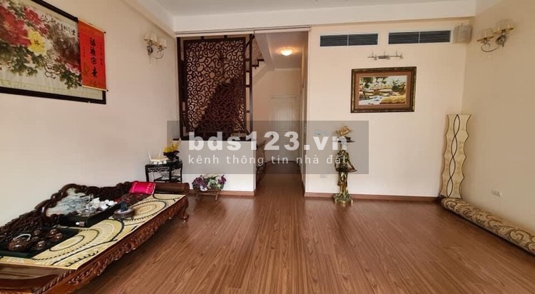 Bán nhà Bồ Đề đẹp như khách sạn 5 sao, sân vườn, 120m2, 5 tầng, MT 5,5m, nhỉnh 10 tỷ