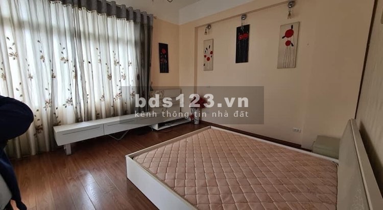 Bán nhà Bồ Đề đẹp như khách sạn 5 sao, sân vườn, 120m2, 5 tầng, MT 5,5m, nhỉnh 10 tỷ