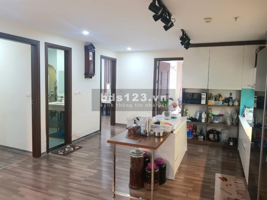 Bán căn hộ FLC 418 Quang Trung Hà Đông 106m2 3PN 2WC, giá 2,5 tỷ. LH: 0374393926