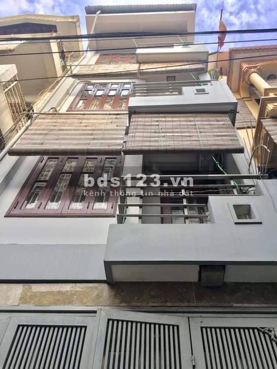 Bán nhà Bồ Đề, GẦN HỒ ĐIỀU HOÀ 50m2, 5 tầng, MT 4m, Giá 4.2 tỷ (ngõ ô tô, gara)