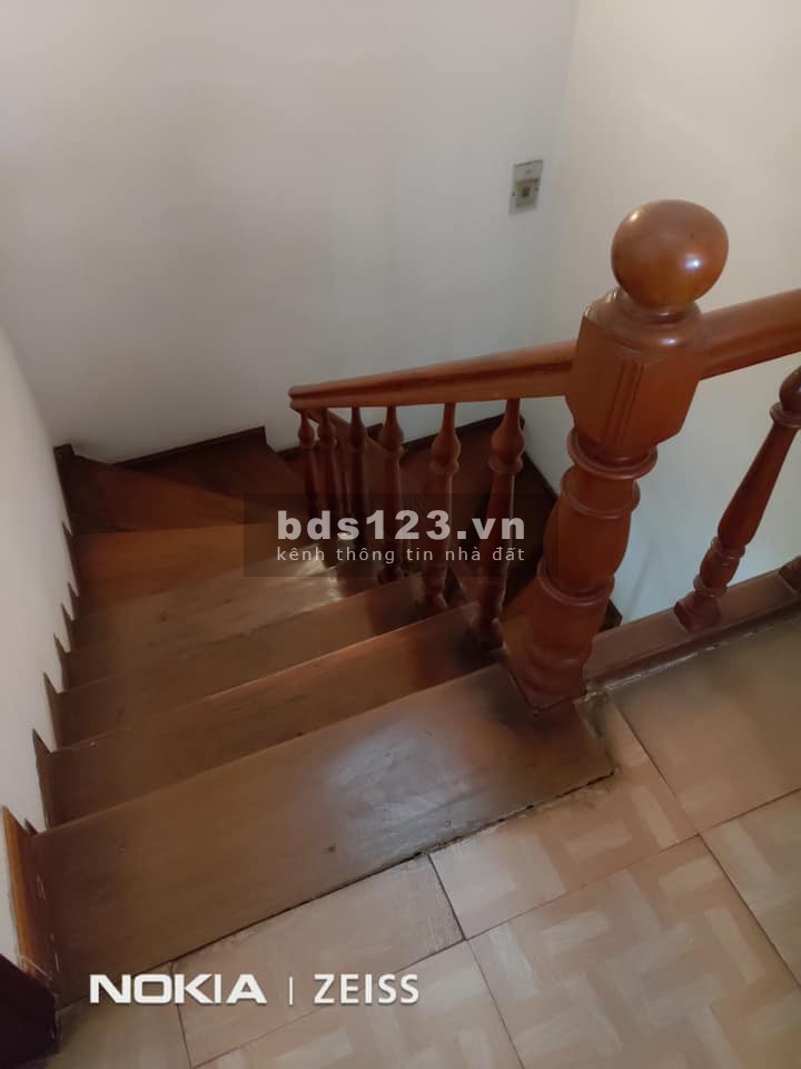 Bán nhà mặt phố Nguyễn Văn Cừ, ô tô vỉa hè kinh doanh Vip