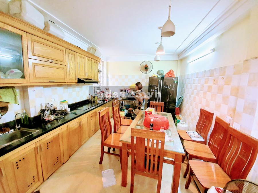 Hoàng Liệt nhà mới chủ tự xây, cách ô tô 10m, 4 tầng 44m2, chỉ 3 tỷ 3