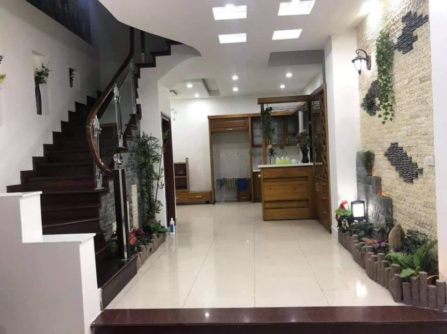 Siêu tuyệt phẩm mới! 70m ra Phạm Hùng. 51m2 x 5 tầng giá chỉ 6,5 tỷ, ô tô , kinh doanh