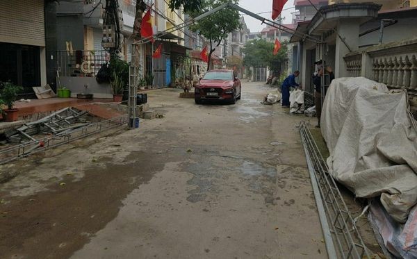 Bán 58m2 đất ngay chân cầu Nhật Tân chỉ nhỉnh 2 tỷ. Tiện ích đầy đủ