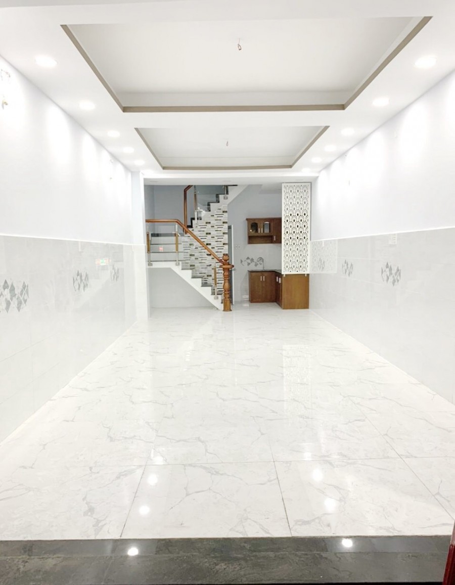 Cho thuê nhà mặt tiền (3.8*10.5m/1 Lầu) đường Âu Dương Lân P3 Q8