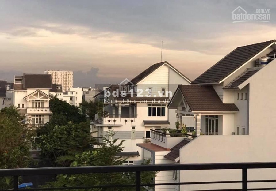 Bán Biệt Thự vip 4 Lầu, dt 7x22m, KDC Gia Hòa Quận 9