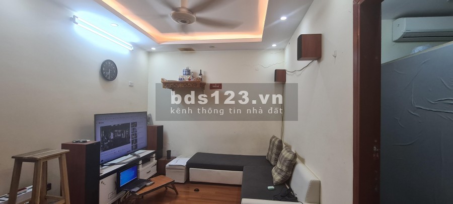 Bán nhanh căn hộ tòa CT12B Kim Văn Kim Lũ dt 54,3m2, giá 1,14 tỷ, SĐCC