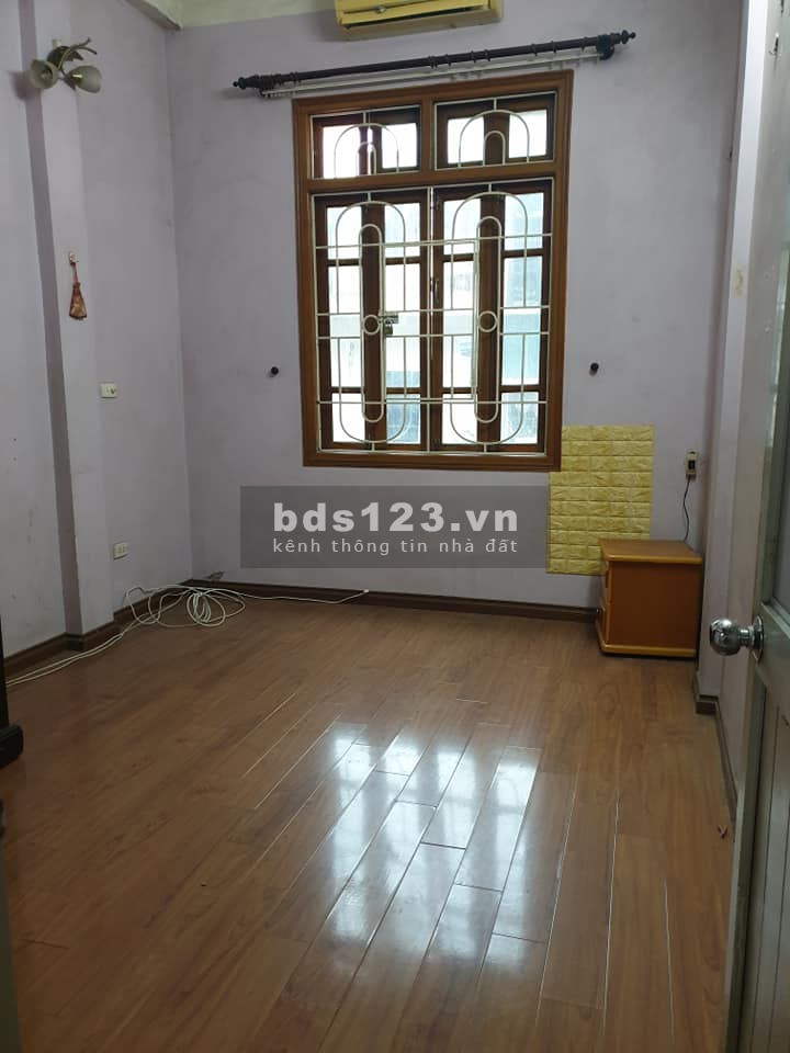 Nhà ngõ phố Trần khát Chân 27/30m2, 4 tầng đúc kiên cố, giá 2.98 tỷ