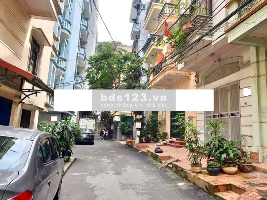 Bán gấp nhà 4 tầng, mặt ngõ ô tô tránh phố Hoàng Cầu 45m2x4,1m; nhỉnh 10 tỷ lh 0947161359