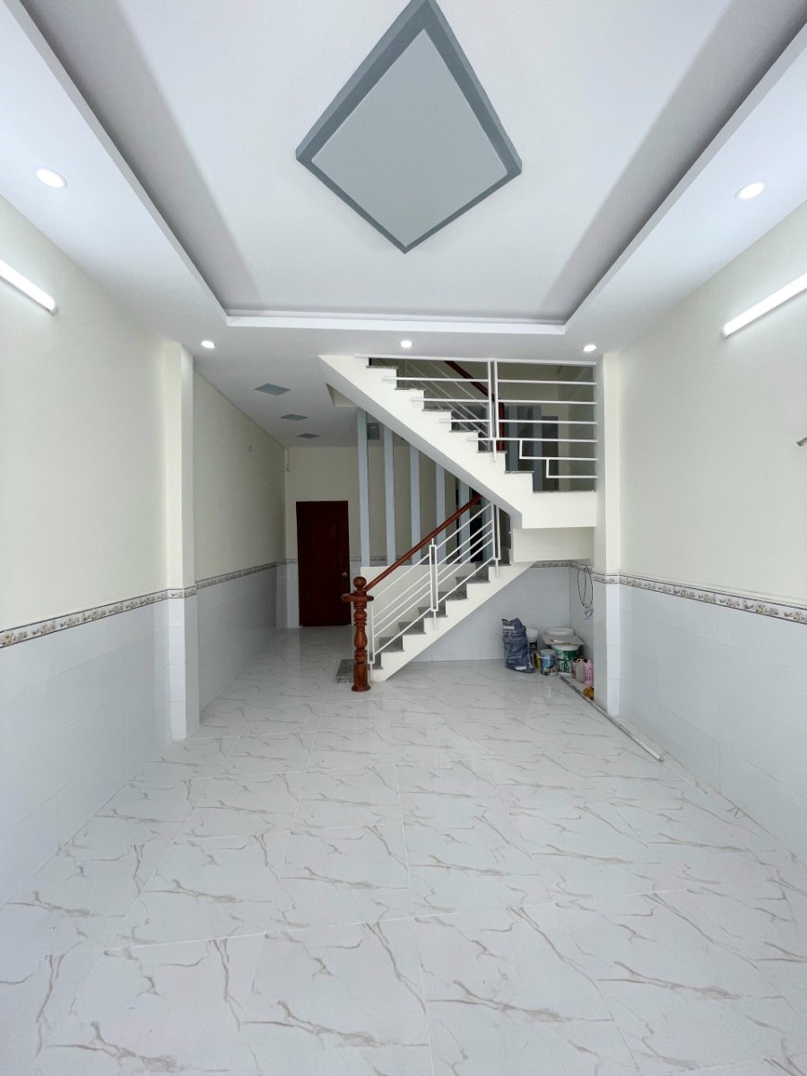 Nhà 1 lầu đúc, SHHC, khu an ninh, đường số 9 Phường 4 Quận 8