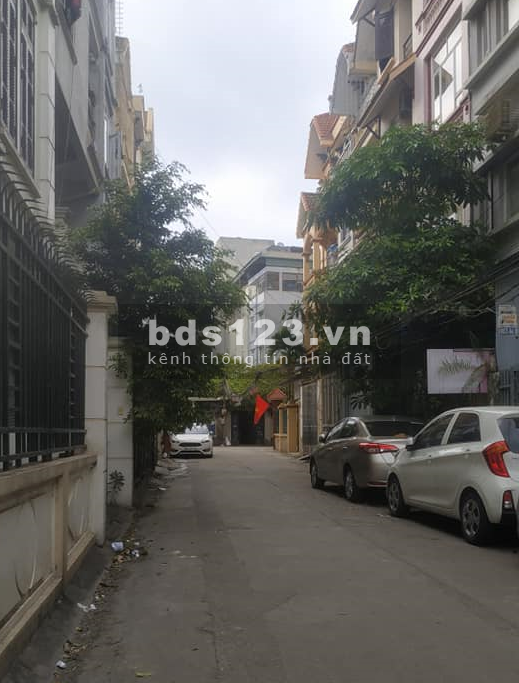 Phân Lô Ô tô vòng quanh kinh doanh Cầu Giấy, dt 53m2, giá 6.6 tỷ. T.Phương: 0941111357