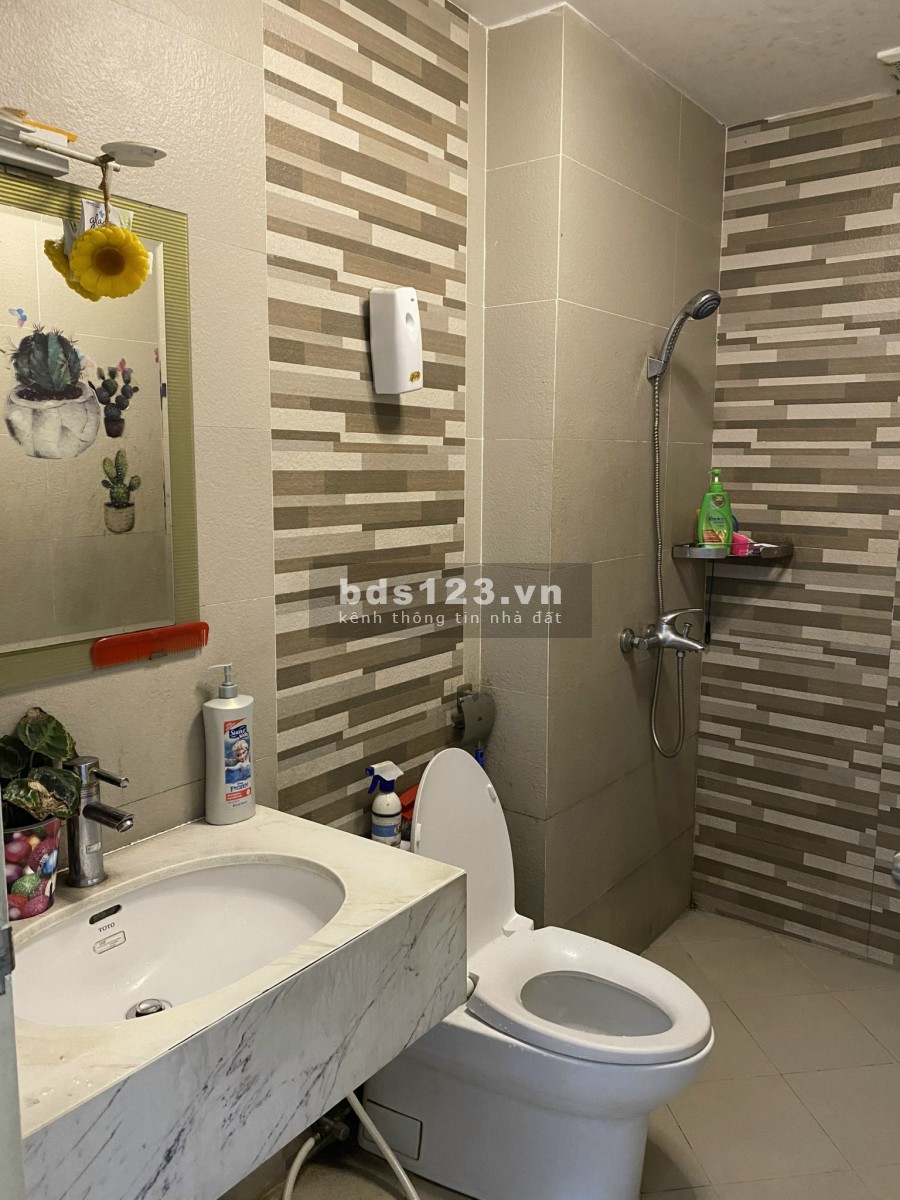 Nhà đẹp MT Âu Dương Lân 1 Trệt 2 Lầu ST