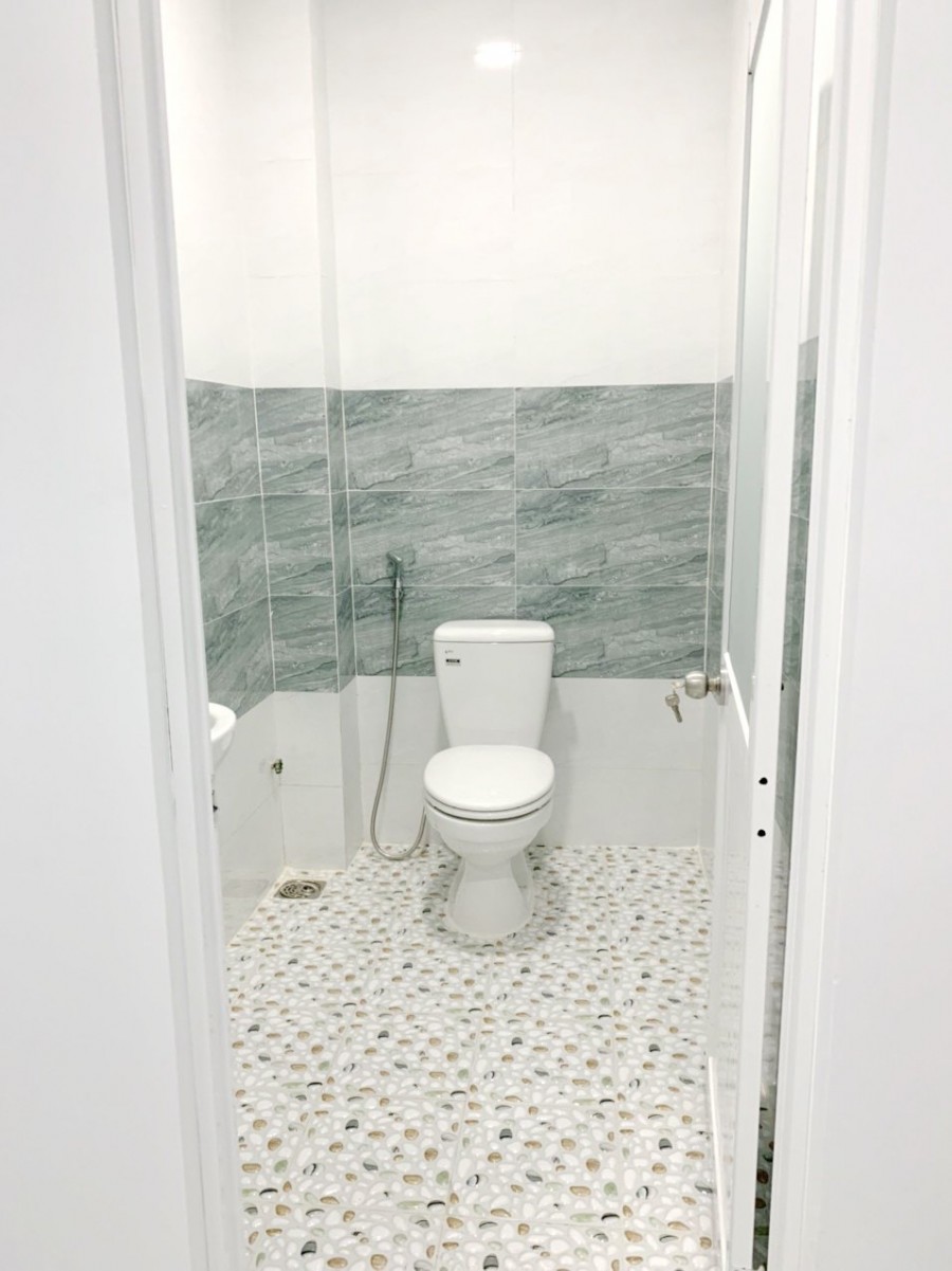 Cho thuê nhà mặt tiền đường Âu Dương Lân P3Q8