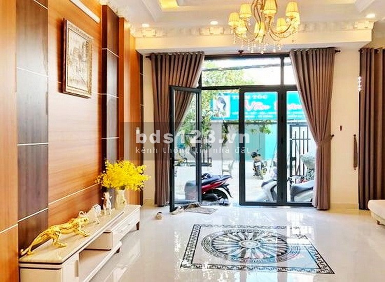 Nhà Phố Đẹp 1 Lầu HXH 1113 Huỳnh Tấn Phát, Phường Phú Thuận, Quận 7